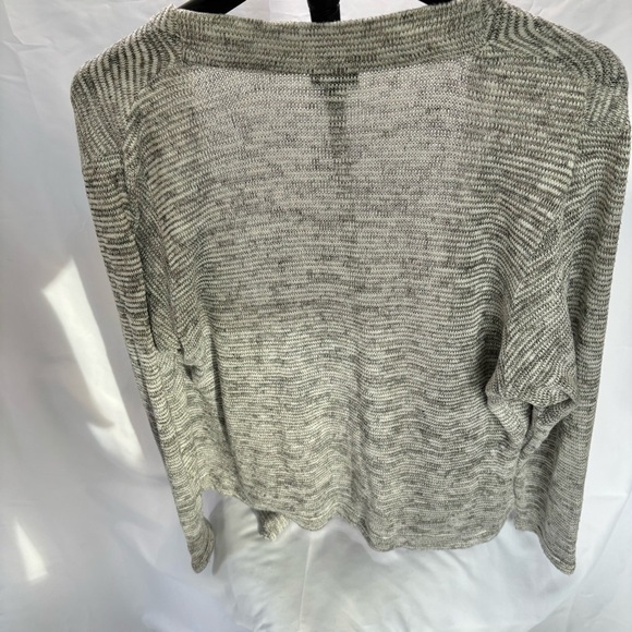 Torrid Cardigan Sweater Grey, White & Gold Metallic Knit Women’s Plus 1 - Picture 5 of 7